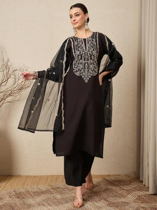 VP 9665 B Women’s Embroidered Straight Kurta Pent with Dupatta Set